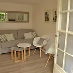 Apartament 2-rooms In Arcachon-style With Garden, Minimum 3 Nights *